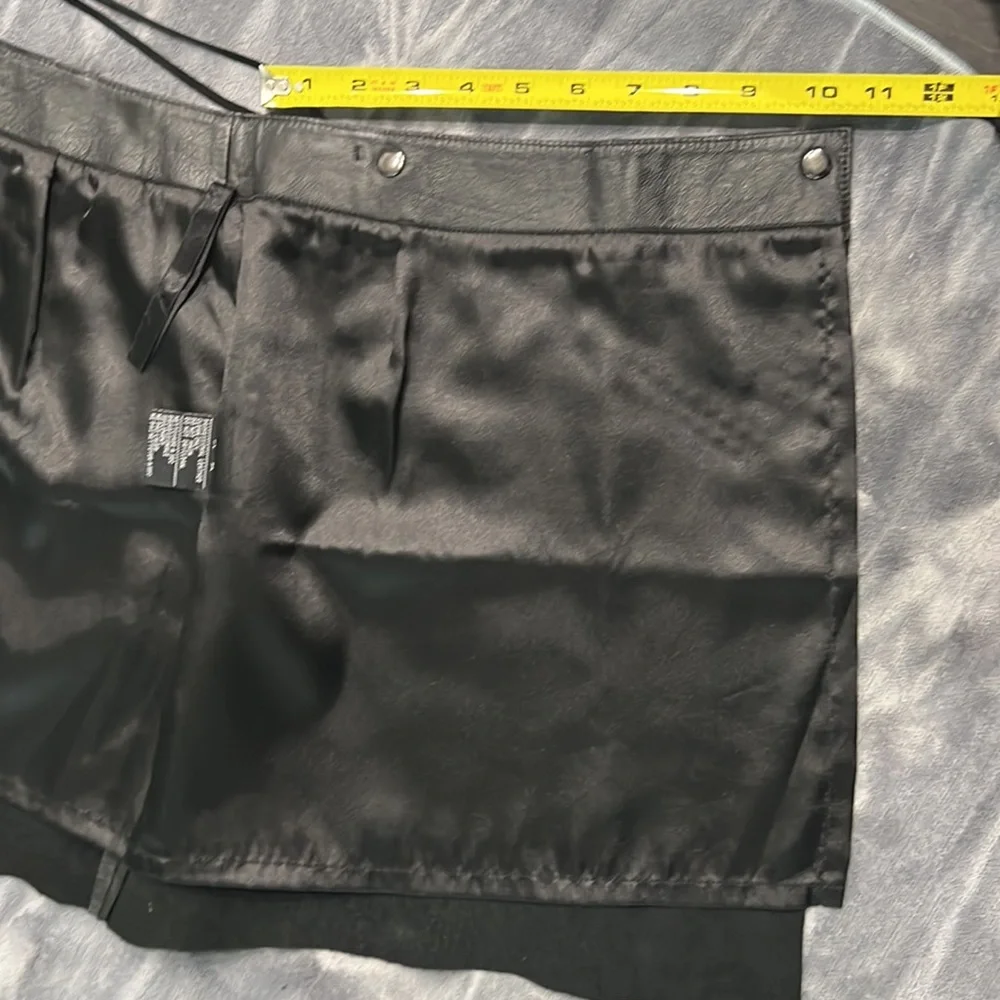 Harley Davidson Leather Skirt - Picture 5 of 9